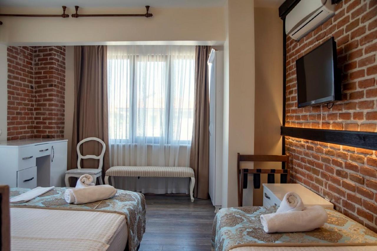 Cunda Aksac Otel Ayvalı エクステリア 写真